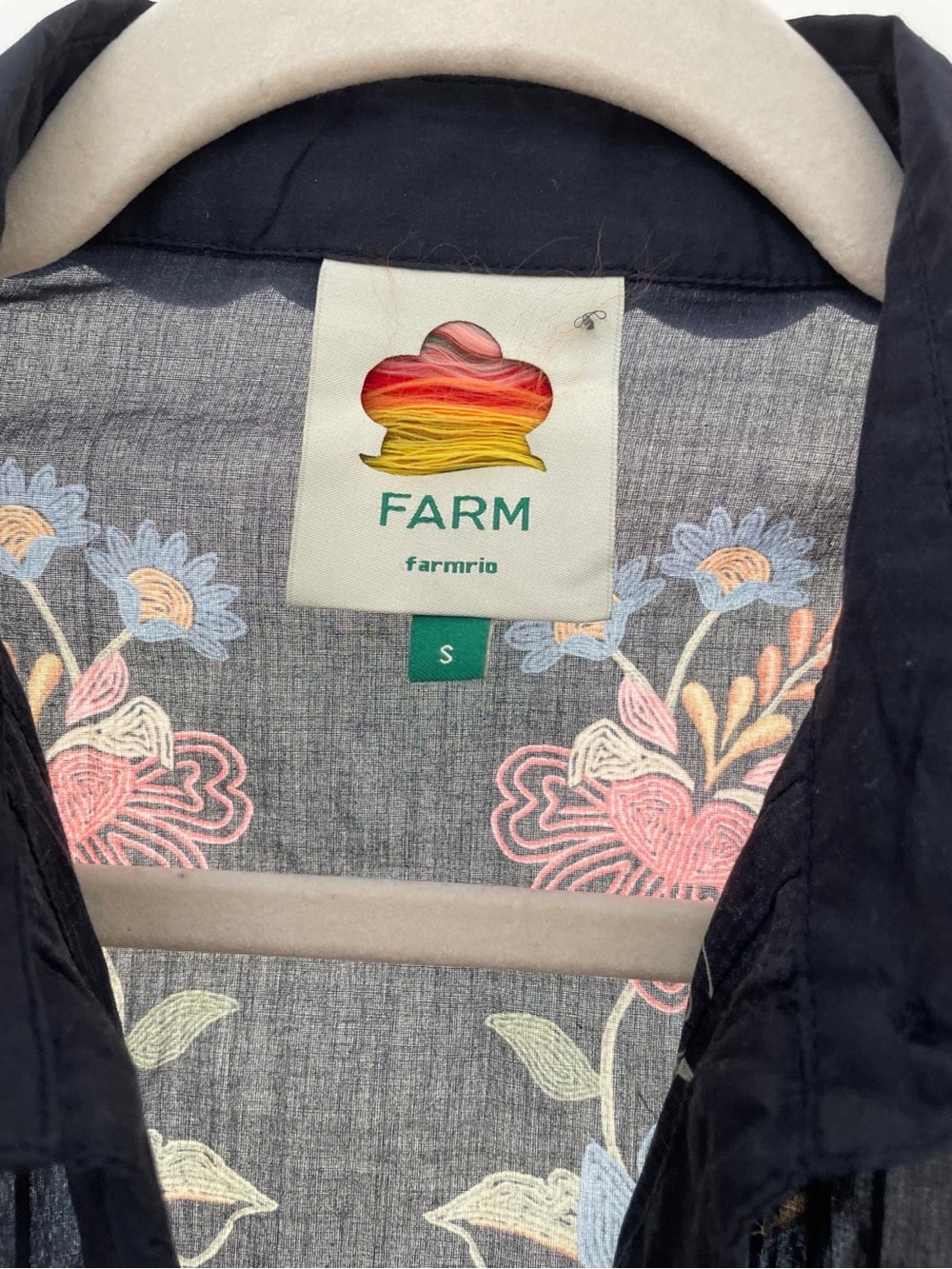 Farm Rio 🍁Embroidered Black Floral Button-Down Blouse - Women's - Picture 8 of 8